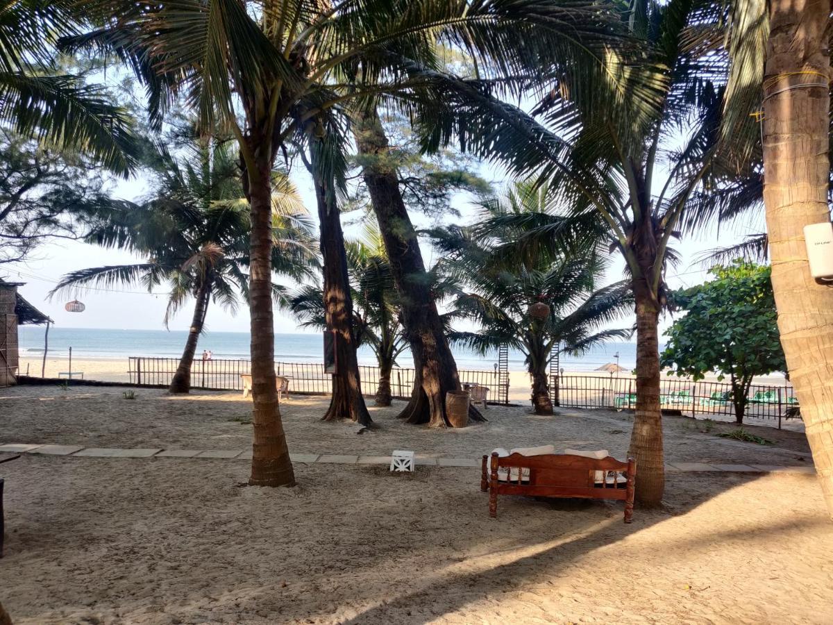 Silent Beach Resort Мандрем Екстер'єр фото