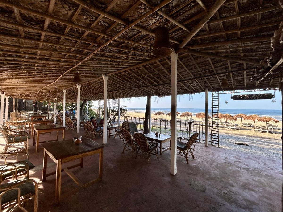 Silent Beach Resort Мандрем Екстер'єр фото