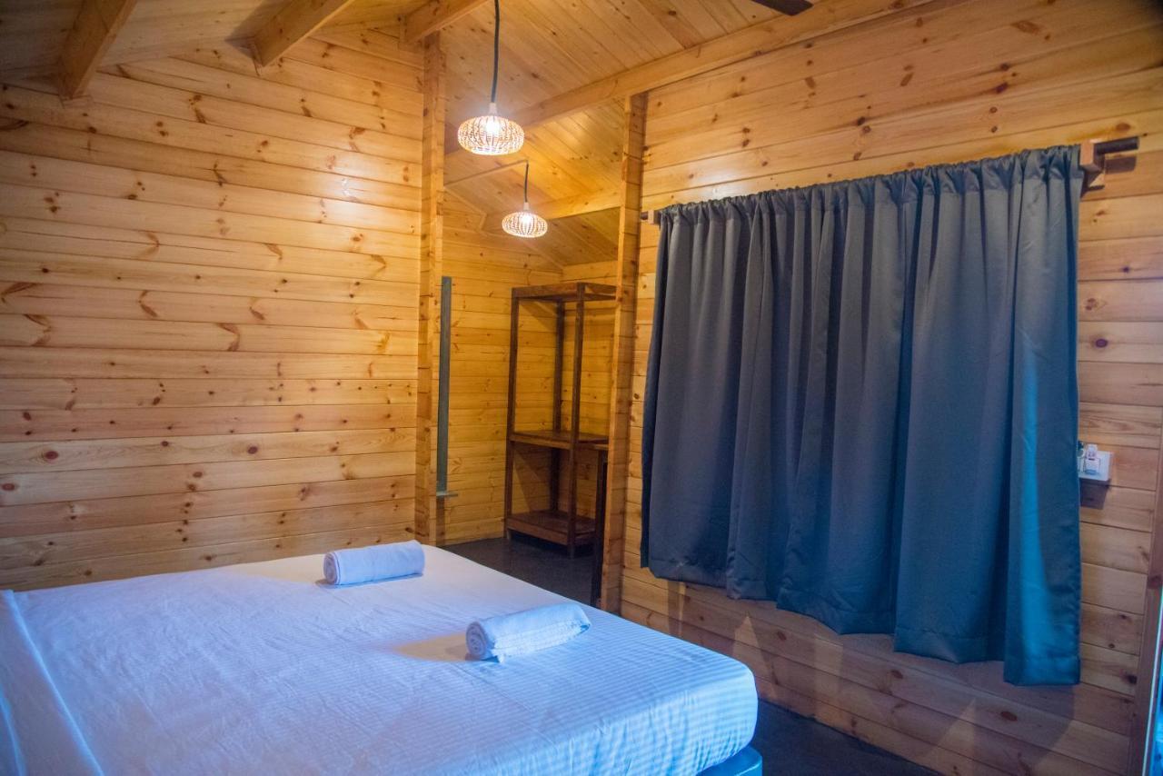 Silent Beach Resort Мандрем Екстер'єр фото